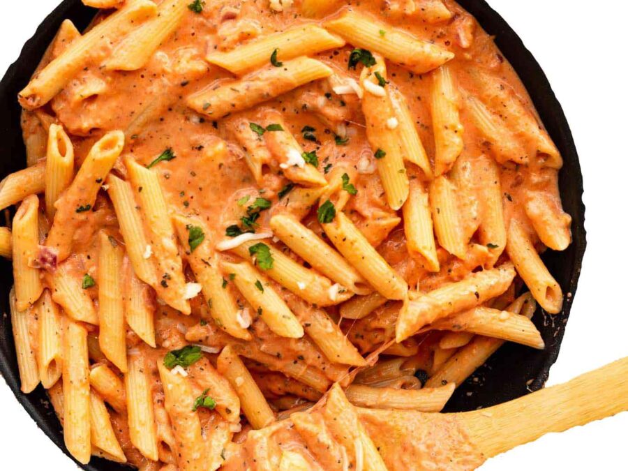 Veg Pink Pasta Fast Food